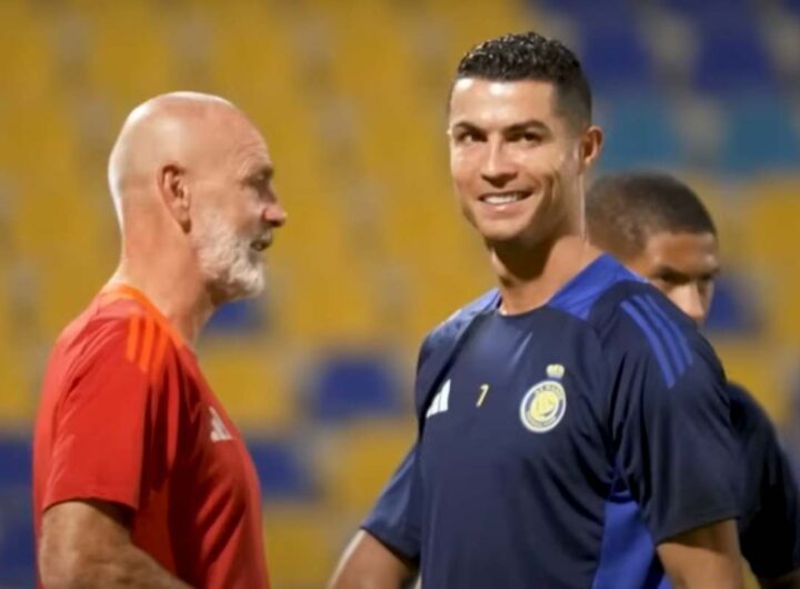 Cristiano Ronaldo a colloquio con Pioli